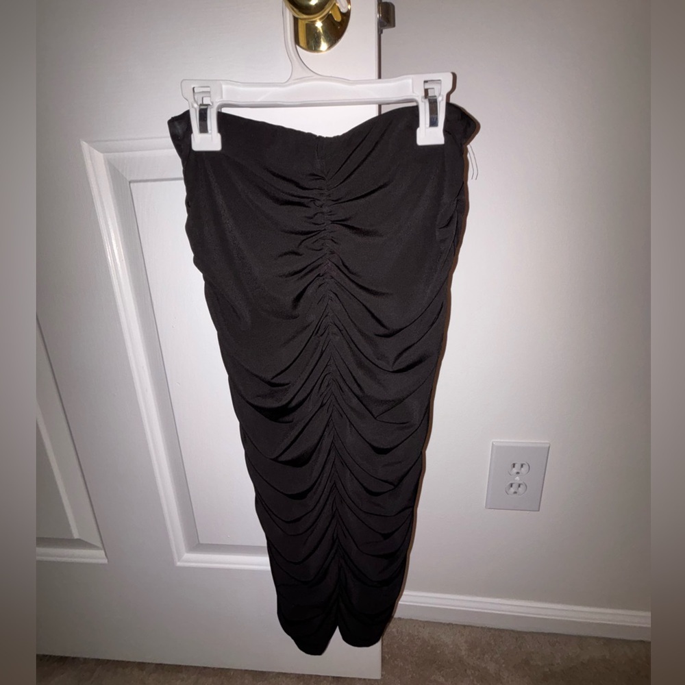 Elegant Black Ruched Strapless Dress